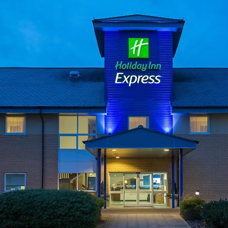 Holiday Inn Express Braintree By Ihg Екстер'єр фото