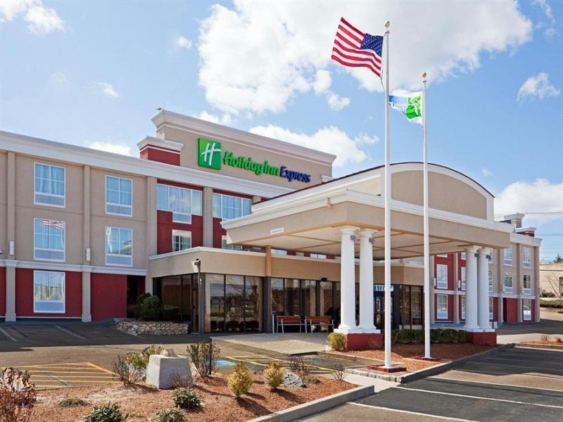 Holiday Inn Express Braintree By Ihg Екстер'єр фото