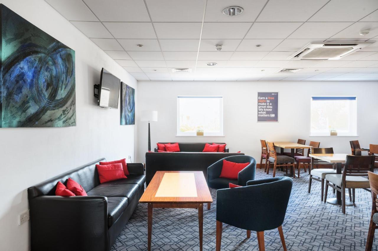 Holiday Inn Express Braintree By Ihg Екстер'єр фото